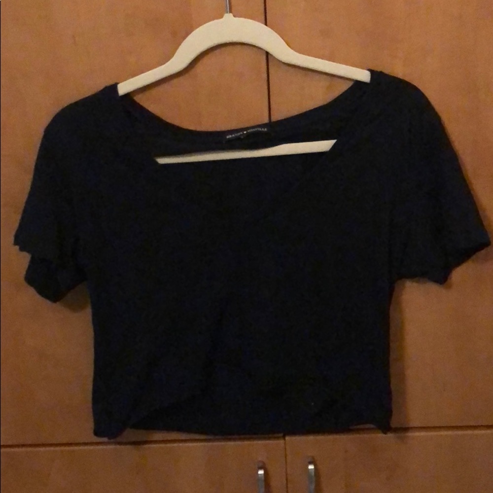 Easy Going Black Crop V neck Brande Tee